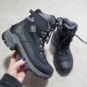 COLUMBIA Bugaboot Winter Snow Boots Waterproof *SMOKE* Black Purple Women's 7